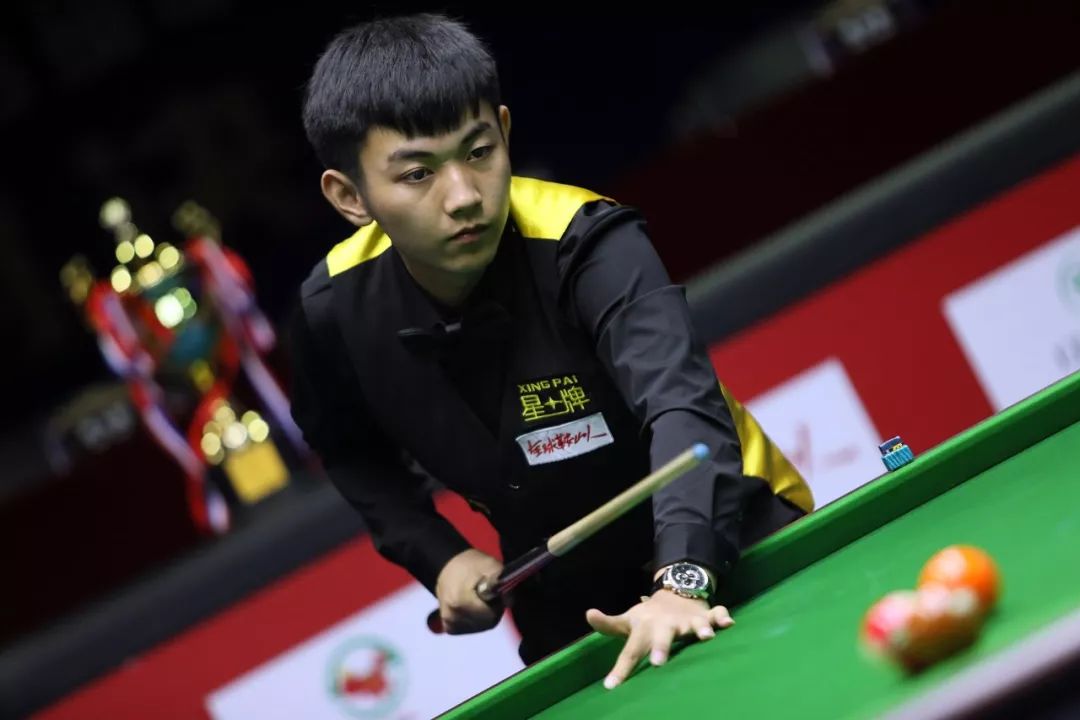 球迷对他的 球迷对他的