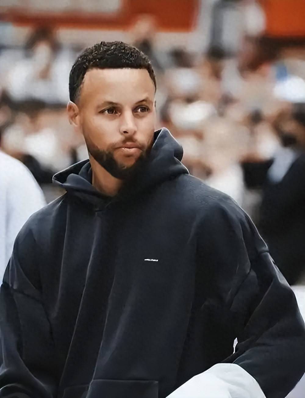 疑他是否适 疑他是否适