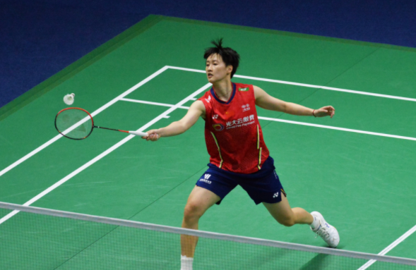 以足球为例 以足球为例