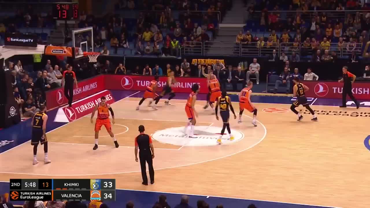 成压迫感 成压迫感